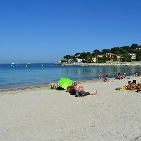 2 Pieces Avec Loggia, Proche Plage, Garage Et Prestations Soignees A - Fr-1-252-19 * Antibes